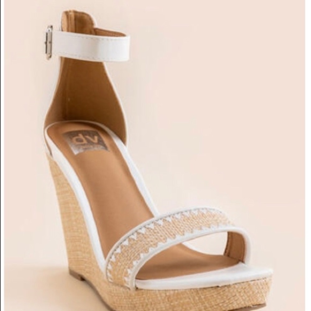 DV Dolce Vita Women's Harla Wedge Sandal NWOT